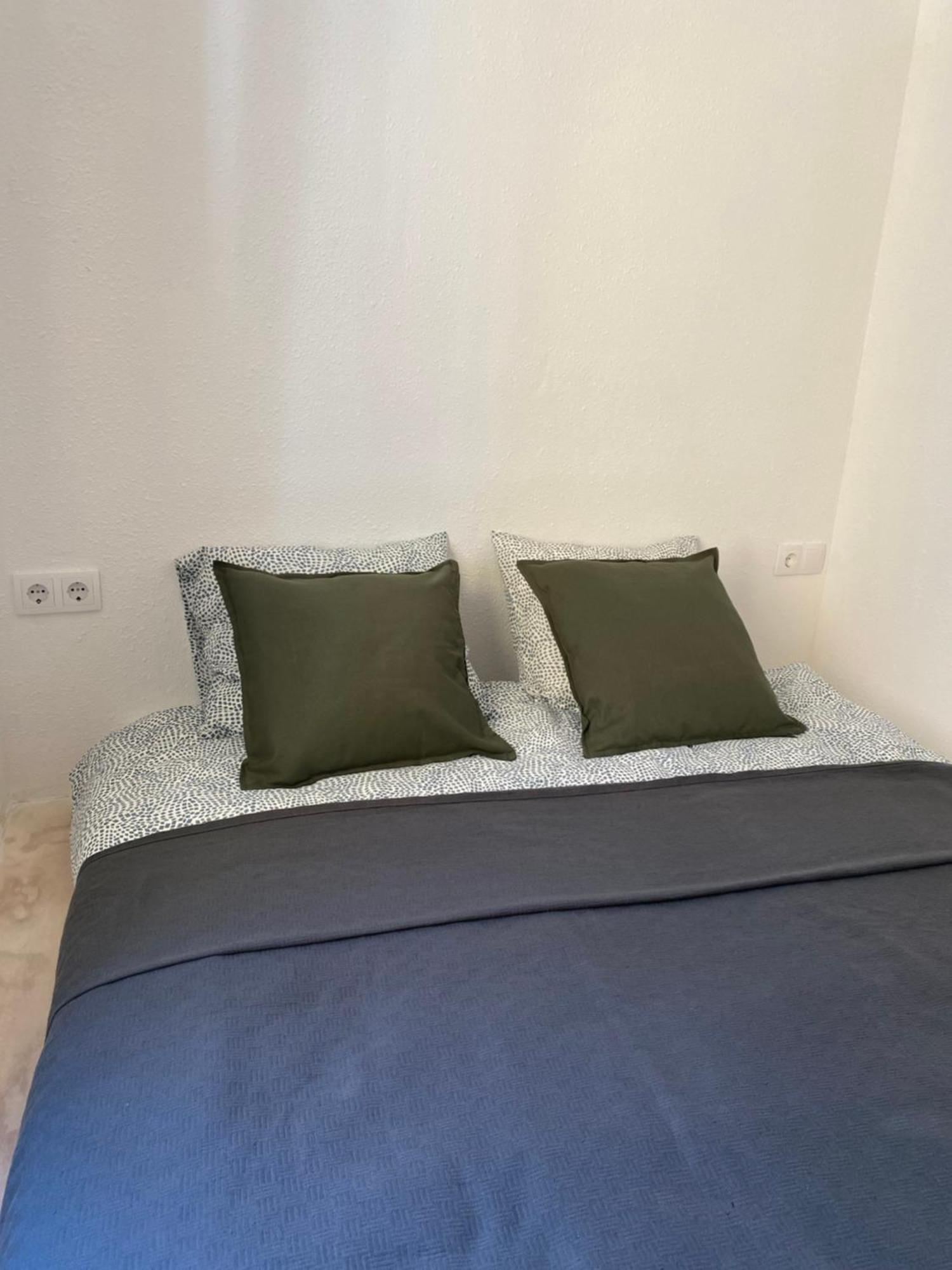 Santa Banana Apartment อาลิกันเต ภายนอก รูปภาพ