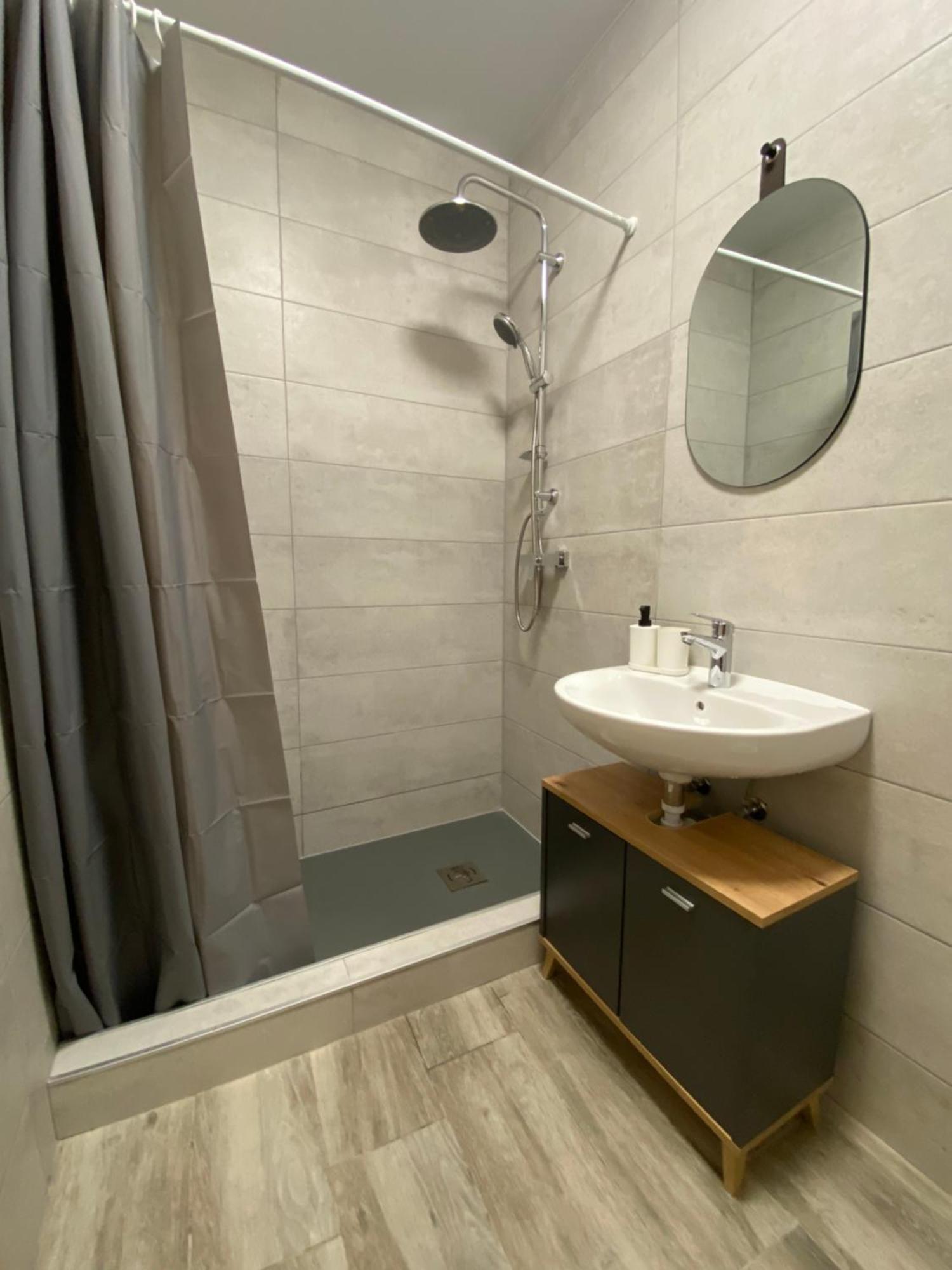 Santa Banana Apartment อาลิกันเต ภายนอก รูปภาพ