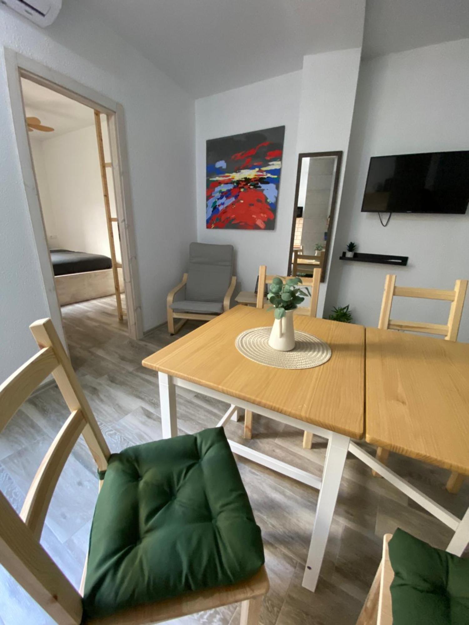 Santa Banana Apartment อาลิกันเต ภายนอก รูปภาพ